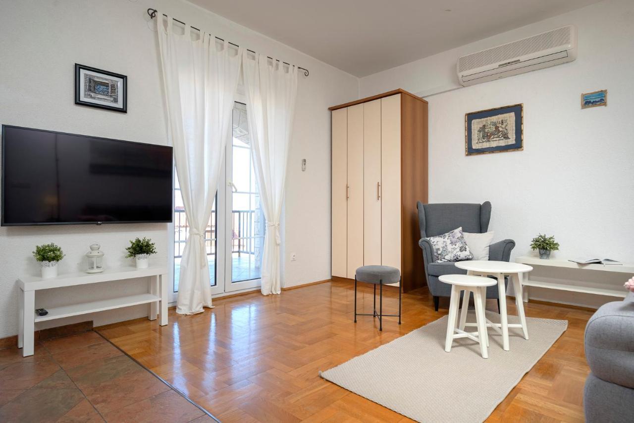 Apartment Nela Kalina 젤사 외부 사진