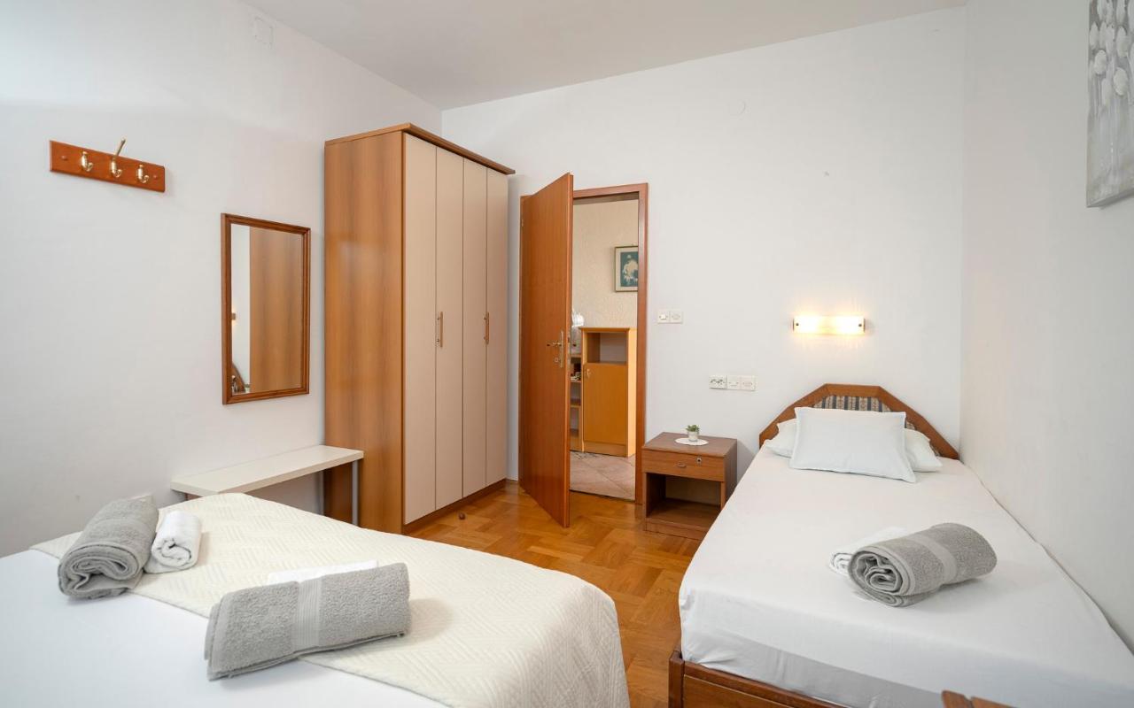 Apartment Nela Kalina 젤사 외부 사진