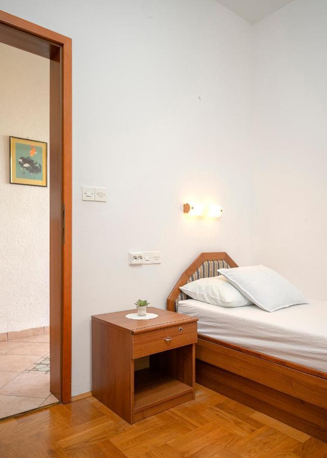 Apartment Nela Kalina 젤사 외부 사진