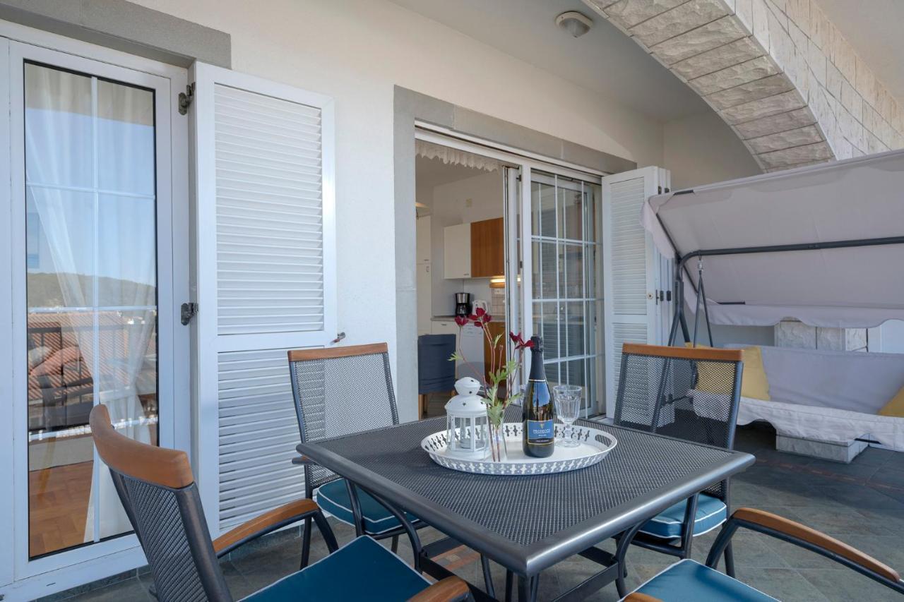Apartment Nela Kalina 젤사 외부 사진