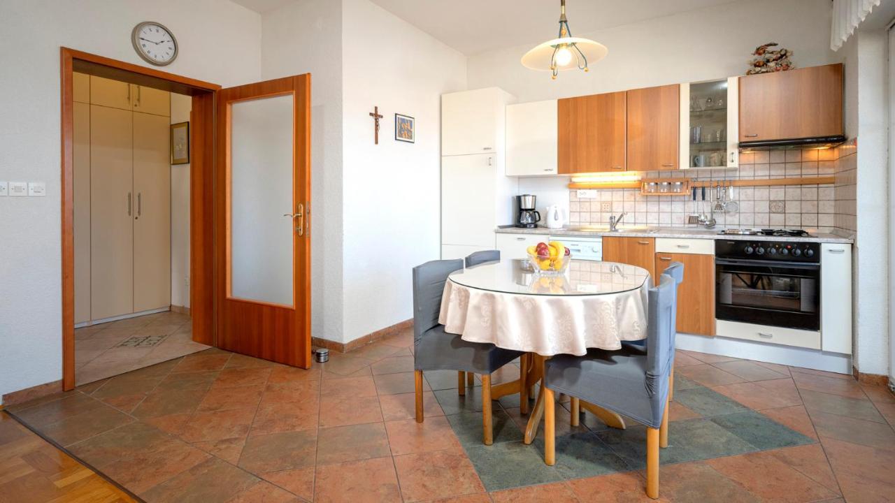 Apartment Nela Kalina 젤사 외부 사진